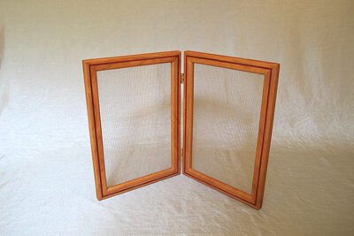 Earring Screen Cherry