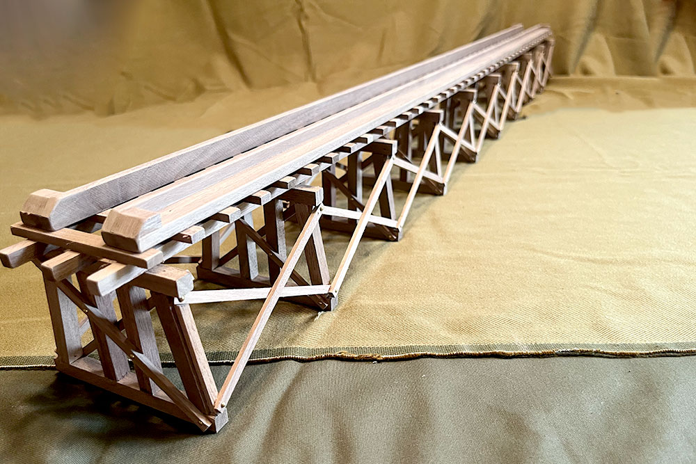 Train - Image 13